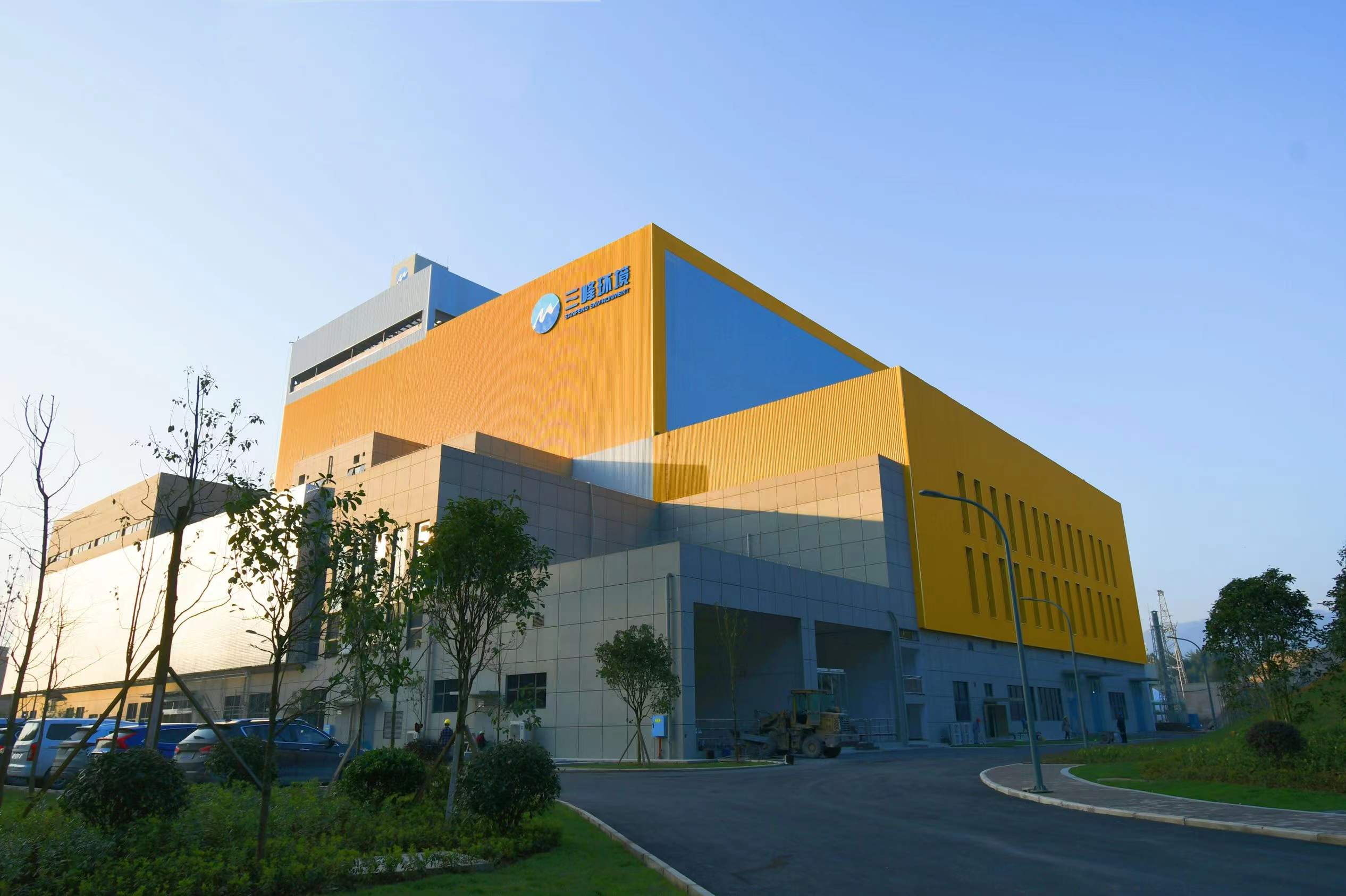 38.重慶武隆環(huán)保發(fā)電廠(600噸天).jpg 38.重慶武隆環(huán)保發(fā)電廠(600噸天).jpg